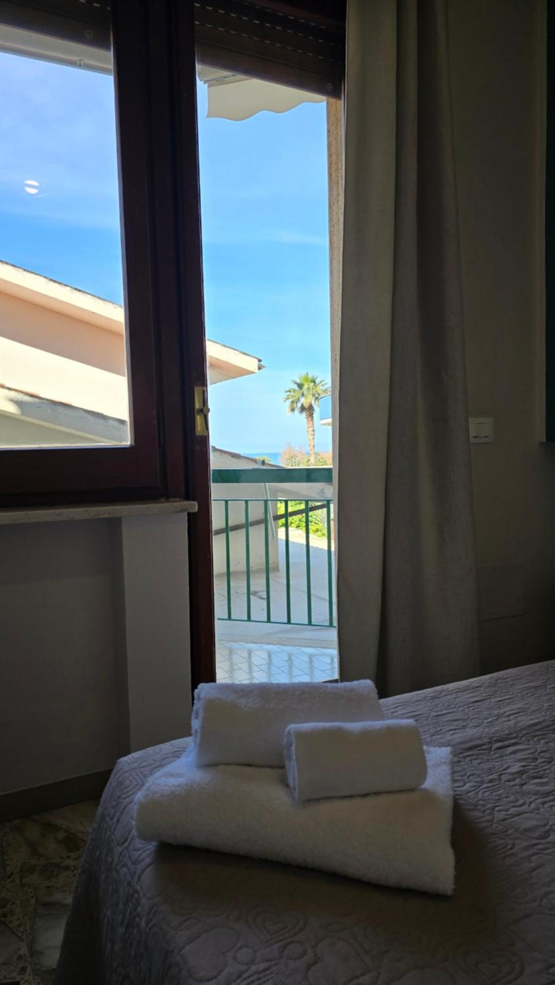 Ad Un Passo Dal Mare Praia a Mare Exterior foto